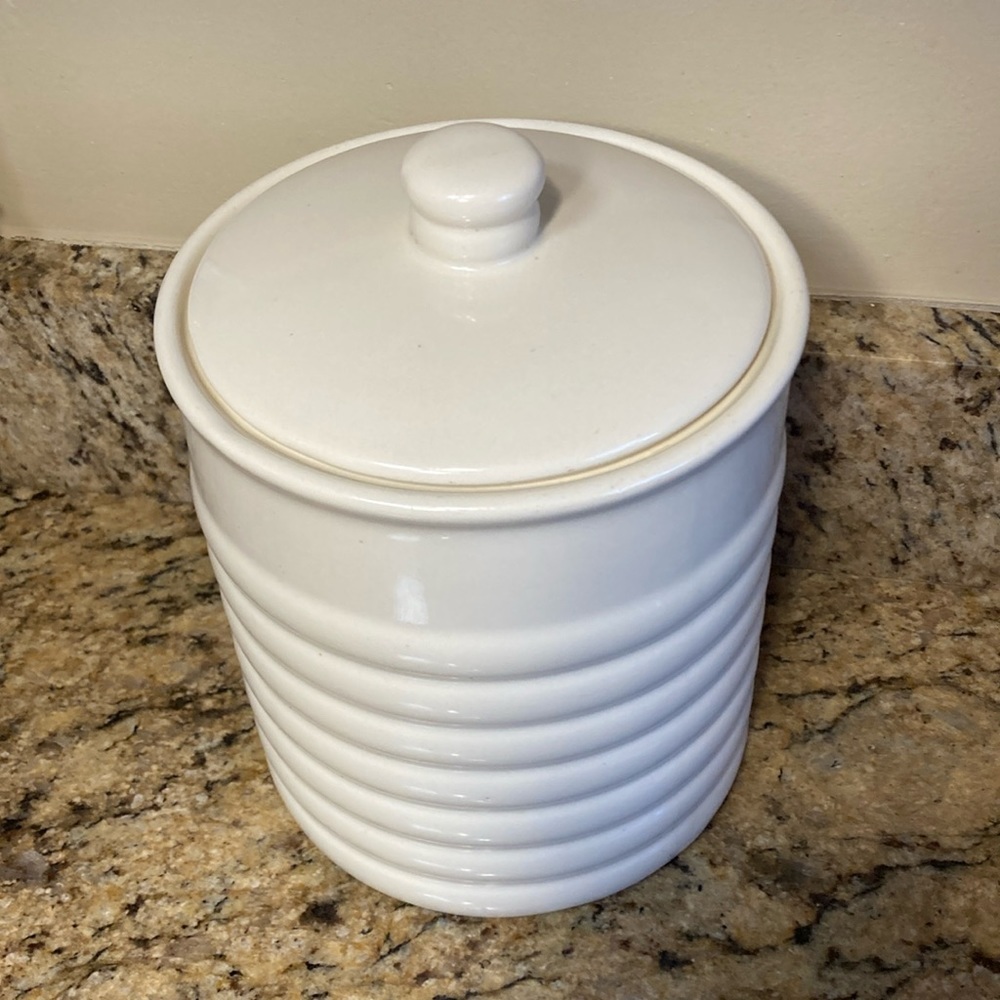 Vintage Preferred Stock Thick Ceramic Canisters